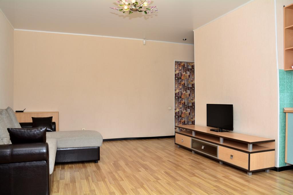 Apartments Engelsa 47A Tsjeljabinsk Buitenkant foto